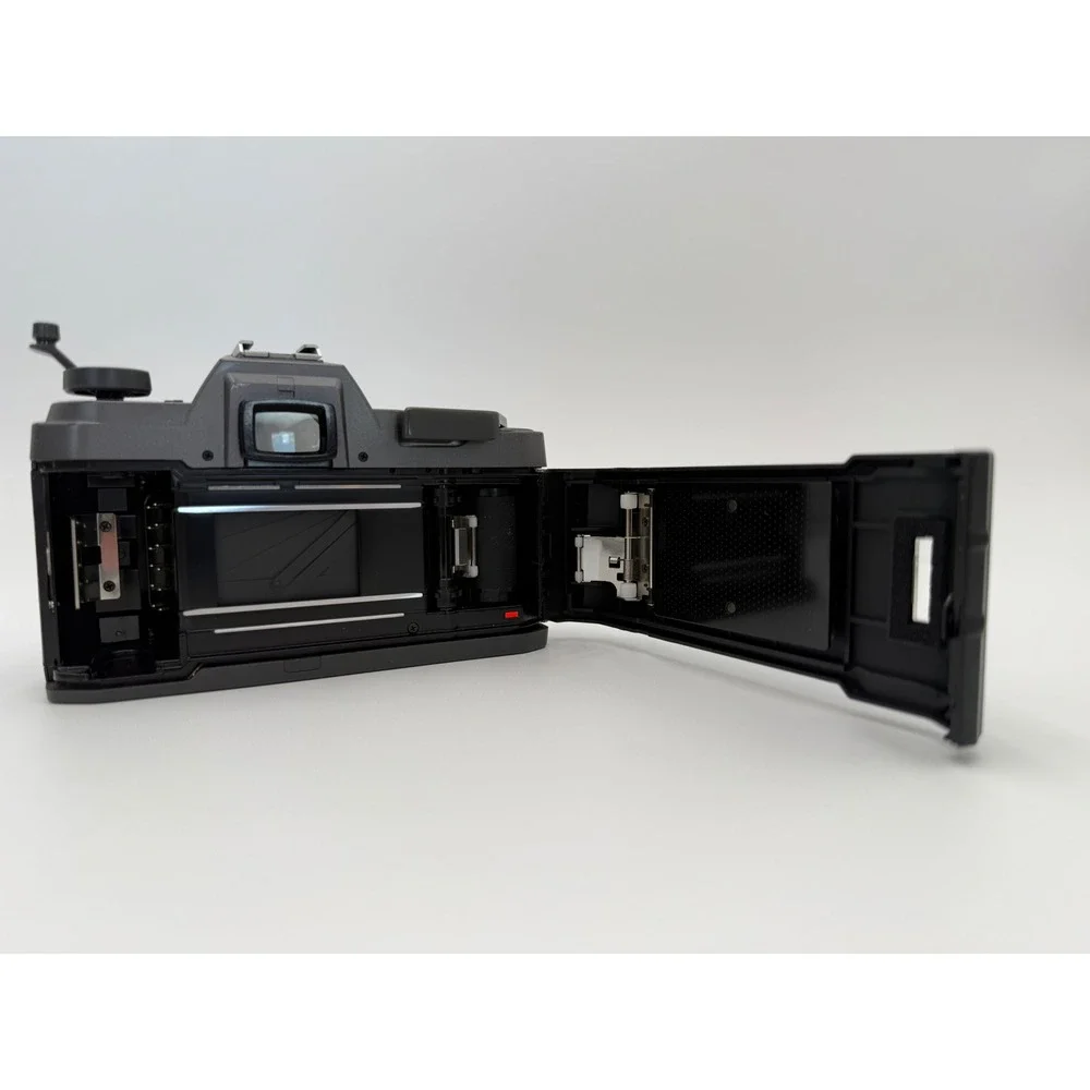 Pentax P30T 35mm SLR Film Camera SMC Pentax-A 50mm f/2 Lens AF160SA Flash Box